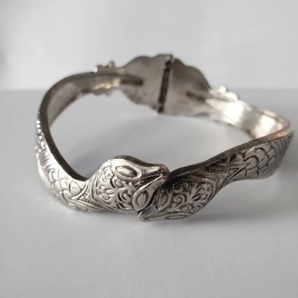 Pewter Snake Reptile Hinge Cuff Bracelet - Picture 8 of 9